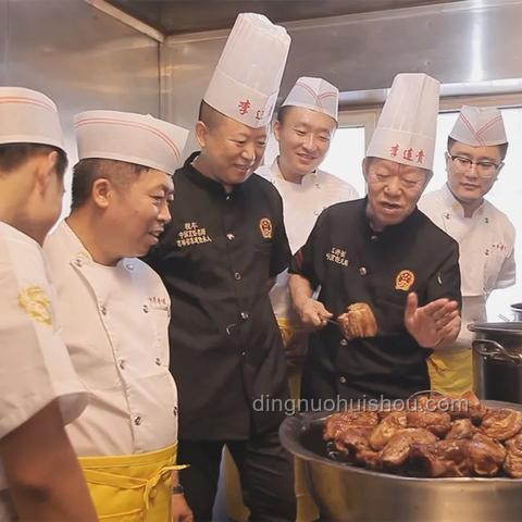 李连杰抖音功夫热，武术文化传承新趋势